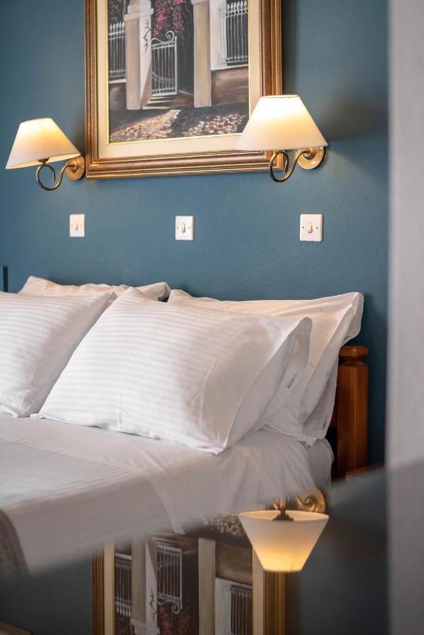 Kouros Hotel デルポイ エクステリア 写真