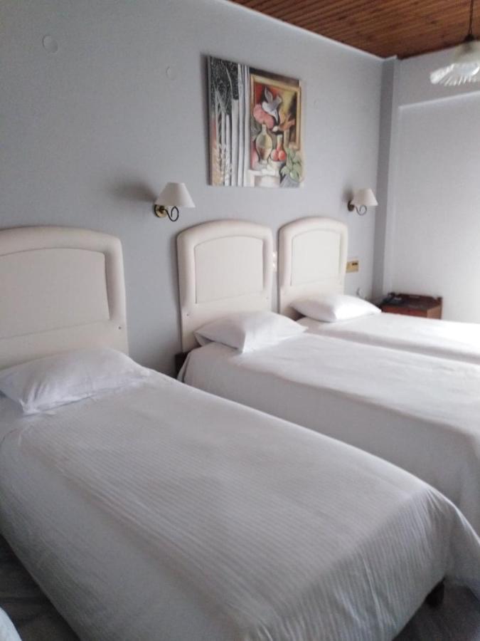 Kouros Hotel デルポイ エクステリア 写真